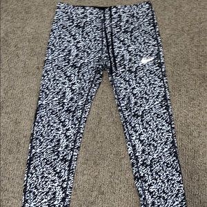 Nike dri-fit leggings